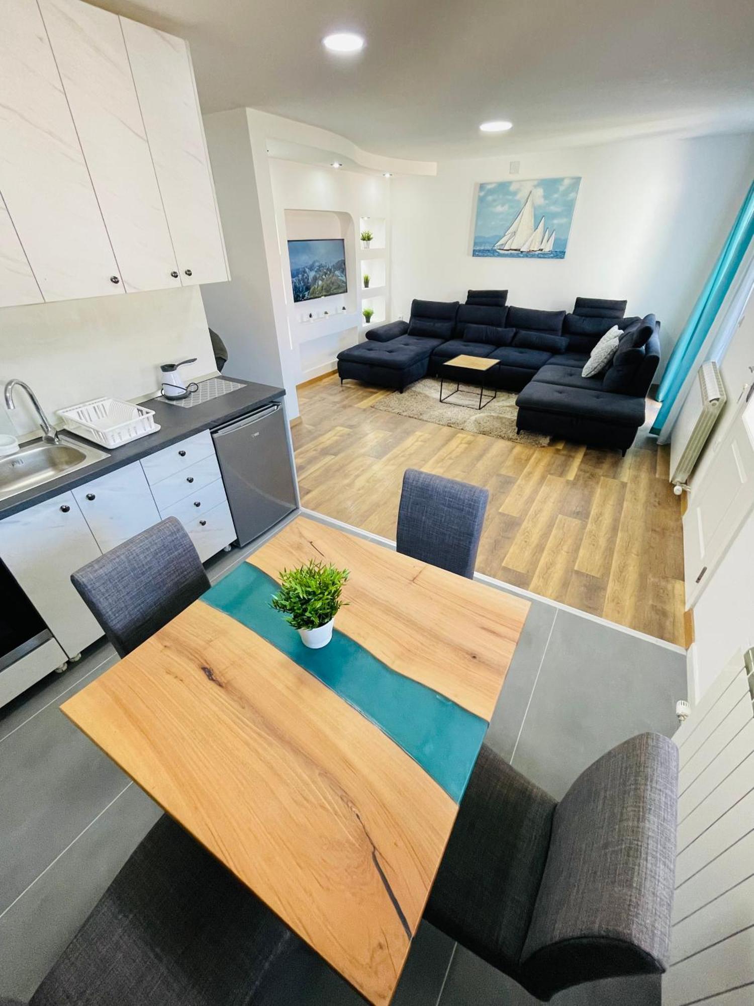 Airport Stay Apartments Surčin Zewnętrze zdjęcie