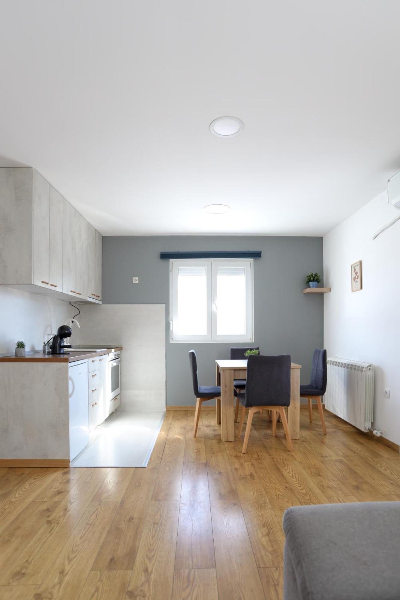 Airport Stay Apartments Surčin Zewnętrze zdjęcie