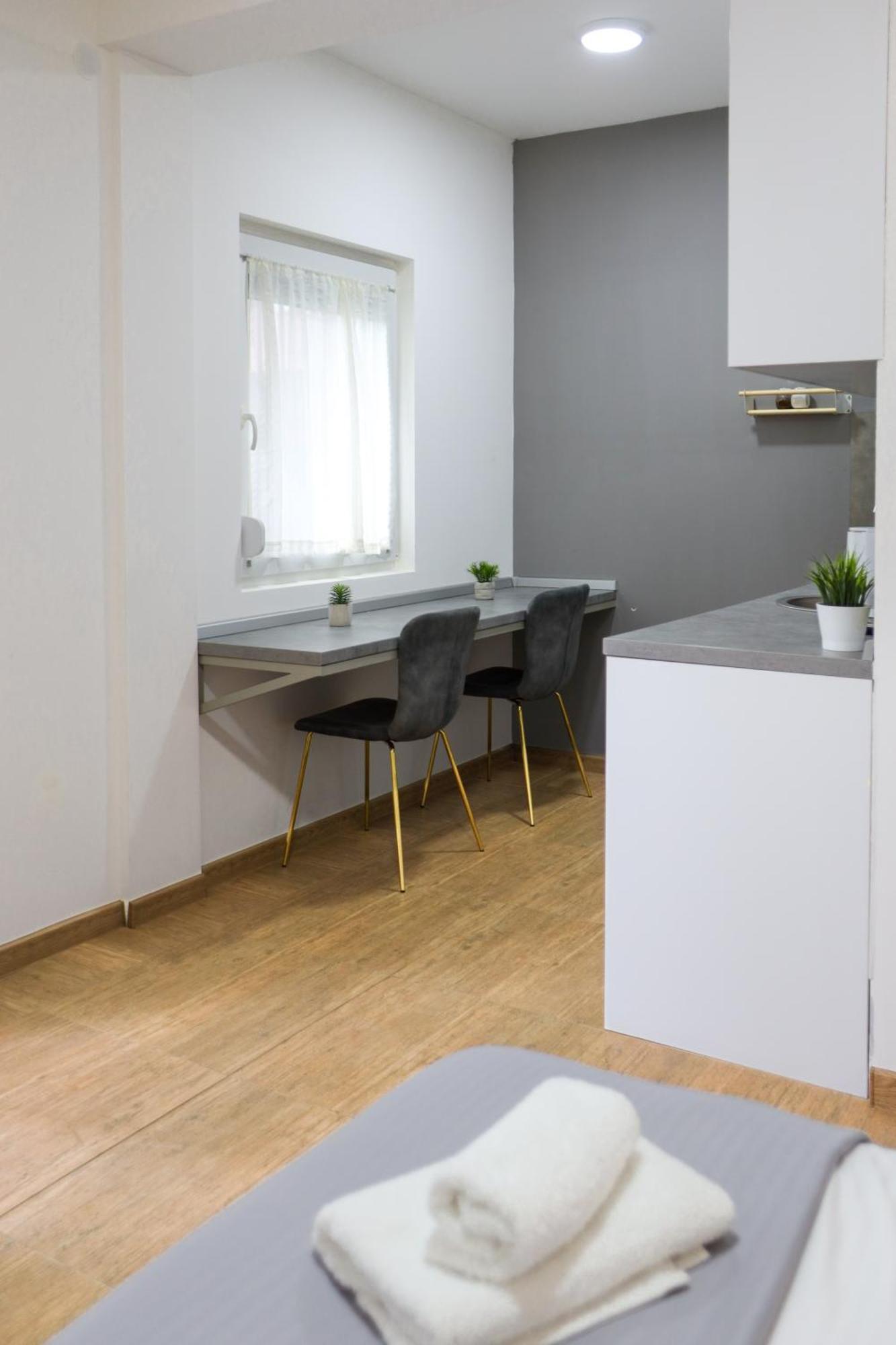 Airport Stay Apartments Surčin Zewnętrze zdjęcie